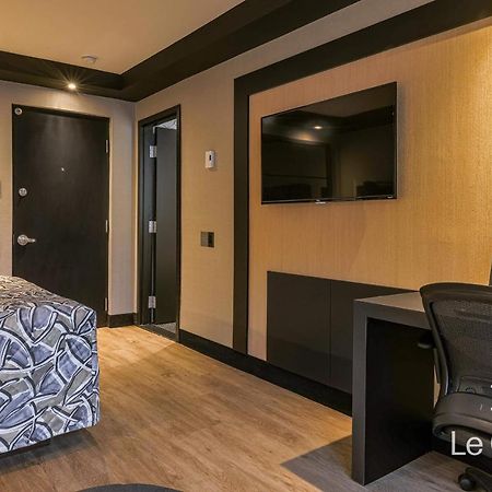 Hotel Le Chablis Cadillac มอนทรีอัล ภายนอก รูปภาพ