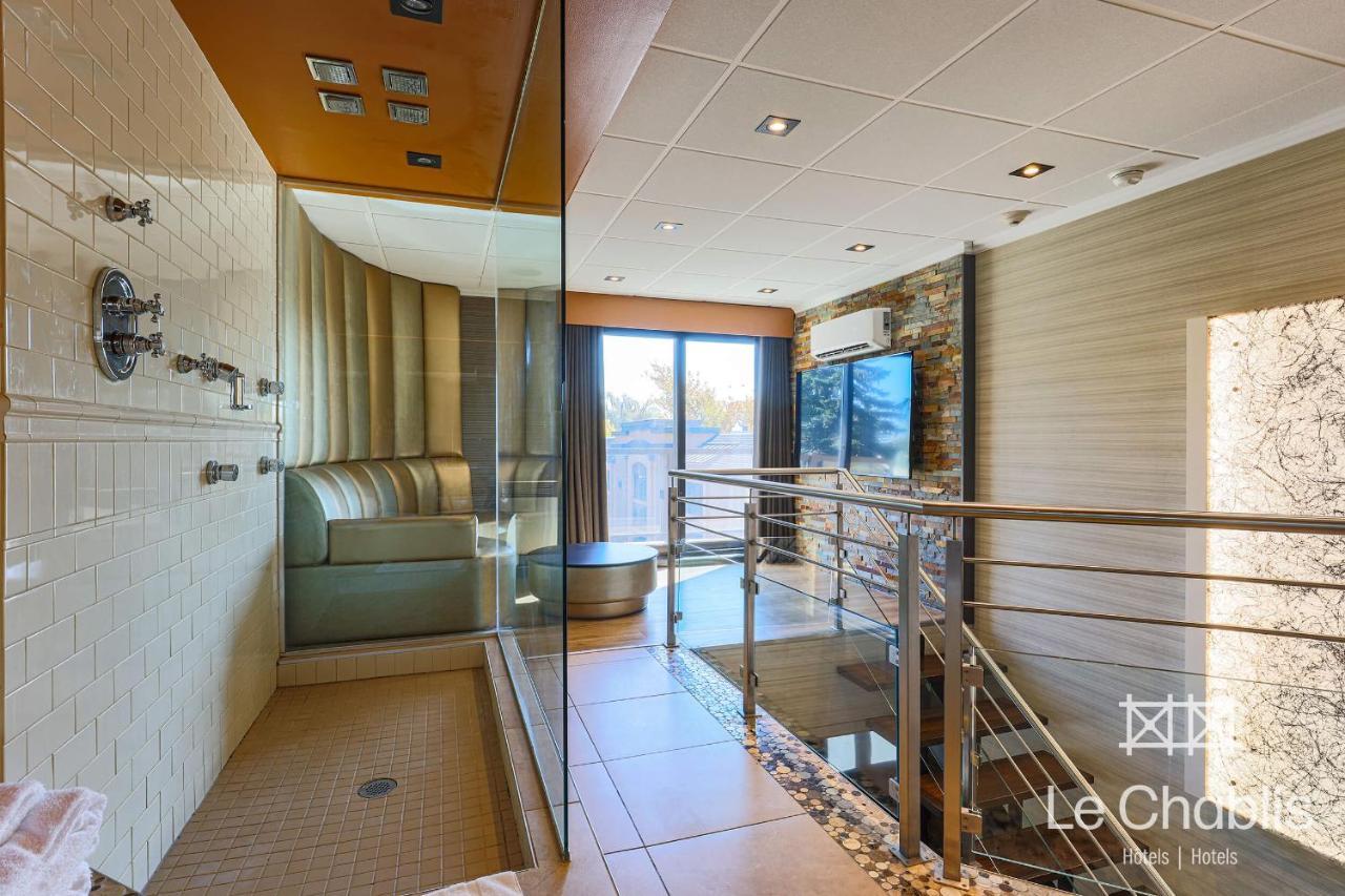 Hotel Le Chablis Cadillac มอนทรีอัล ภายนอก รูปภาพ
