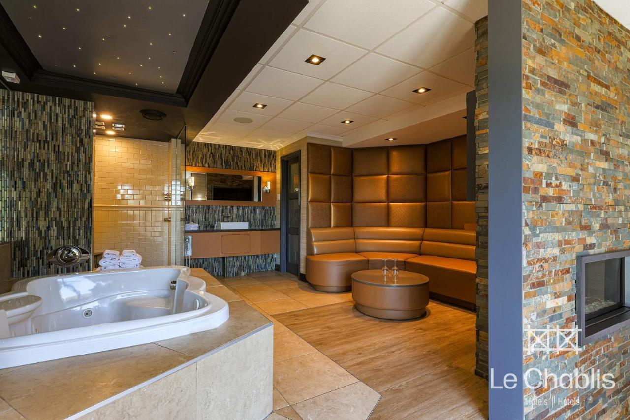 Hotel Le Chablis Cadillac มอนทรีอัล ภายนอก รูปภาพ
