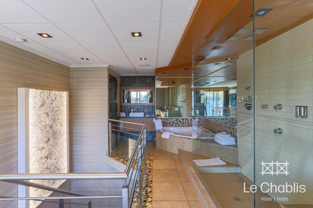 Hotel Le Chablis Cadillac มอนทรีอัล ภายนอก รูปภาพ