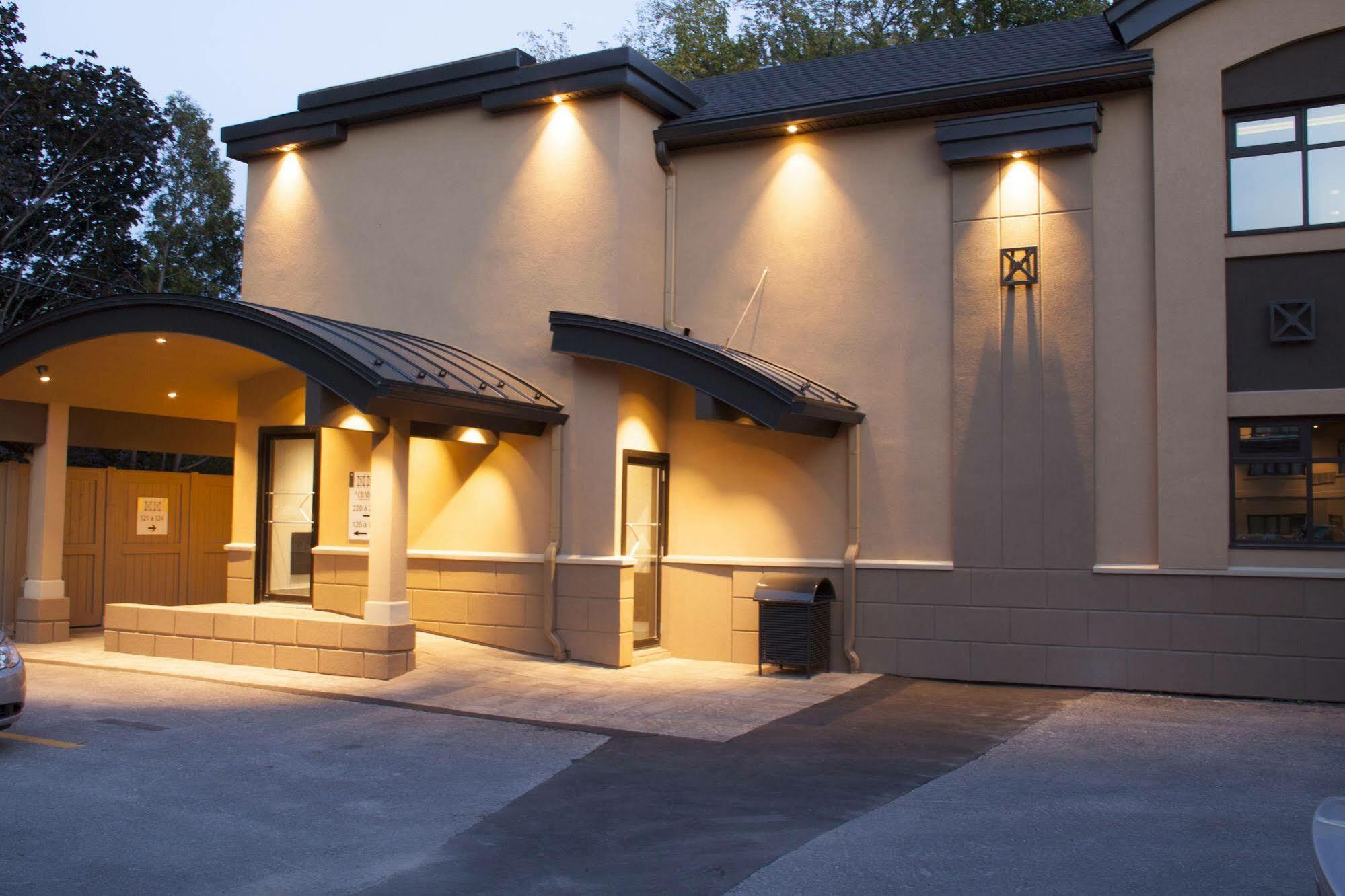 Hotel Le Chablis Cadillac มอนทรีอัล ภายนอก รูปภาพ